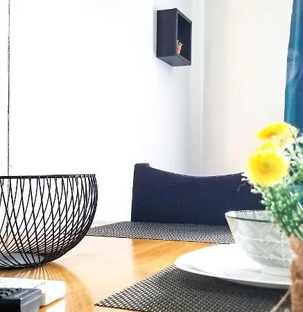 Spacious And Cozy - Ajia * 티라나