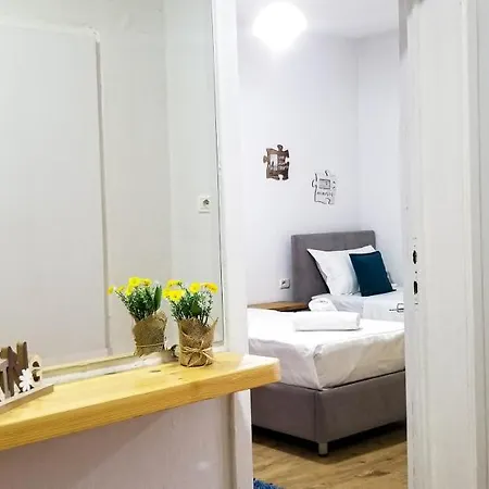 Spacious And Cozy - Ajia شقة تيرانا