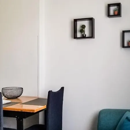 Appartement Spacious And Cozy - Ajia