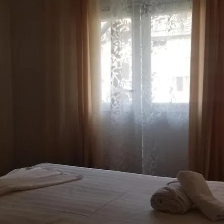 Spacious And Cozy - Ajia شقة
